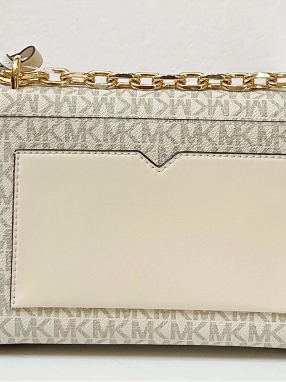 Michael Kors MK Logo Chain Medium Crossbody Bag Cream Vanilla Gold Hardware NWOT - Picture 5 of 17